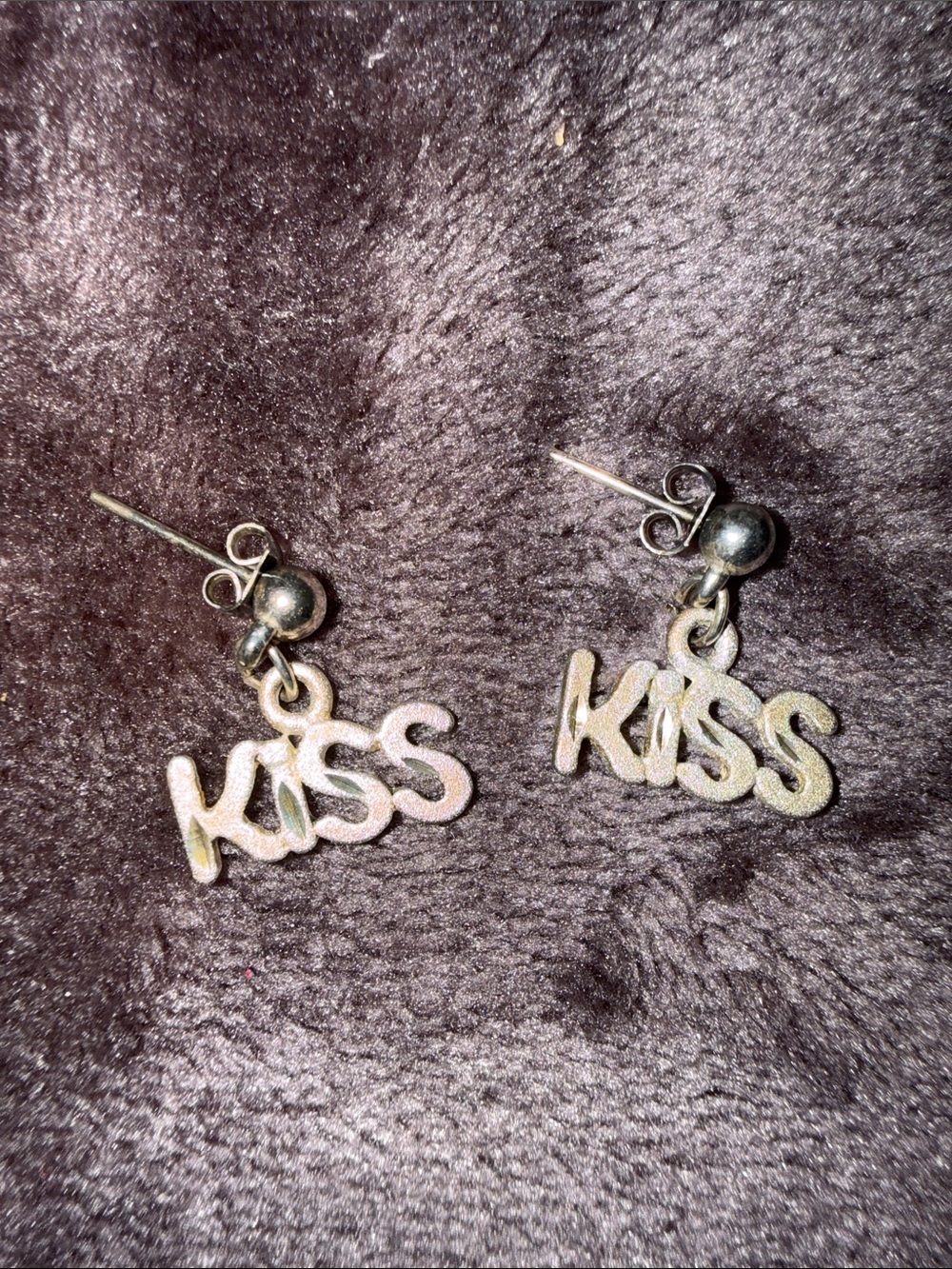 "KISS" Script Dangle Stud Earrings - Silver Tone